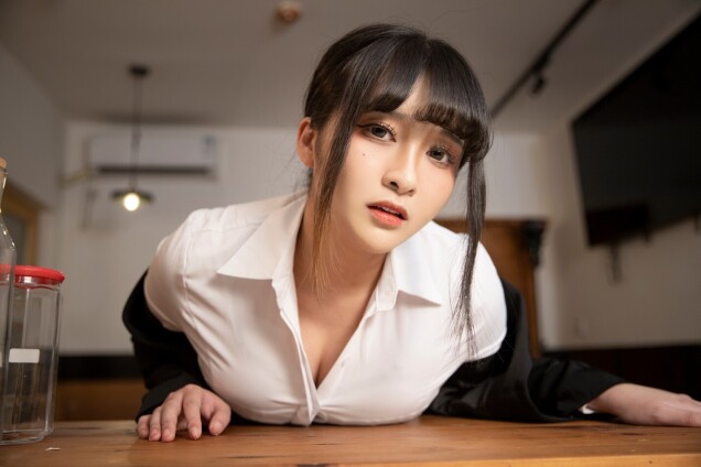 洛璃 LoLiSAMA - 醉酒OL [104P1V-1.67GB]