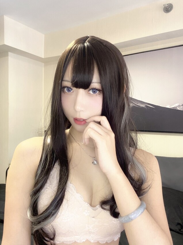 Money冷冷 – 白挂 [59P2V-2.55GB]