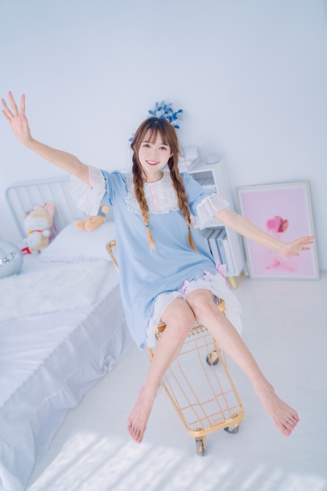 兔子Zzz不吃胡萝卜 - 纯白色可爱 [31P-220MB]