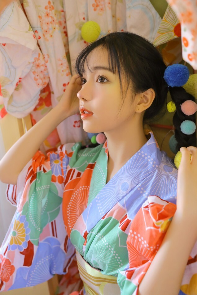 兮嘻嘻 - 一时无俩 [19P-66MB]