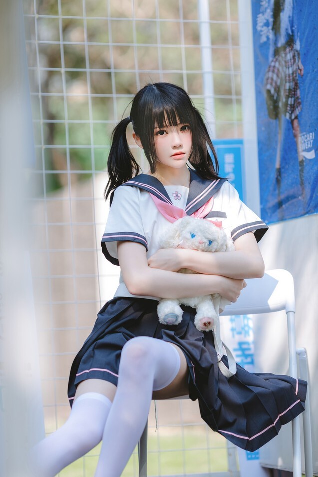 桜桃喵 - 草莓雪糕 [73P-818MB]