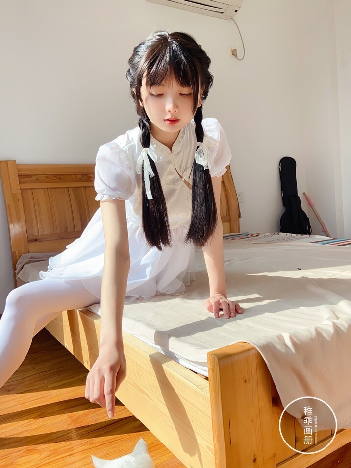 稚乖画册 - 夜夜 嬉戏 80d白丝 [74P1V-368MB]