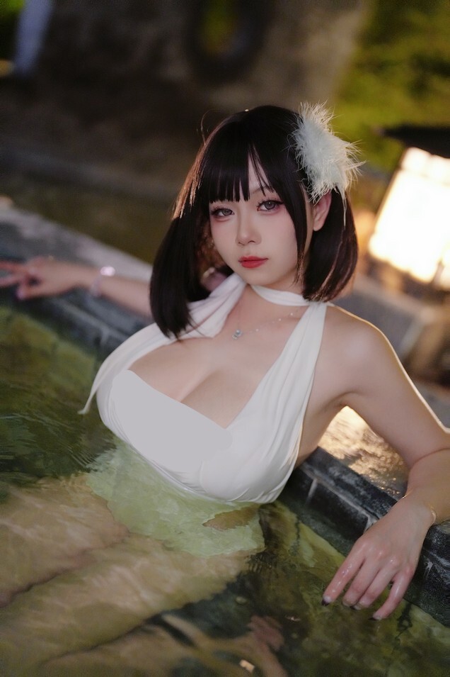 末夜787 – 夏日白色泳装 [23P1V-744MB]