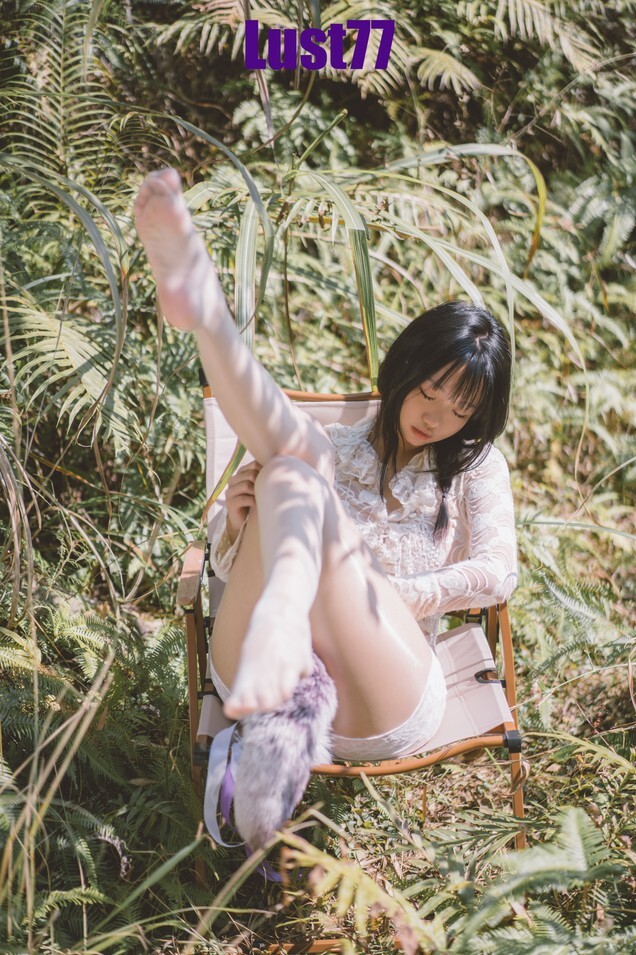 柒柒要乖额 - 夏树繁花 [64P1V-651MB]