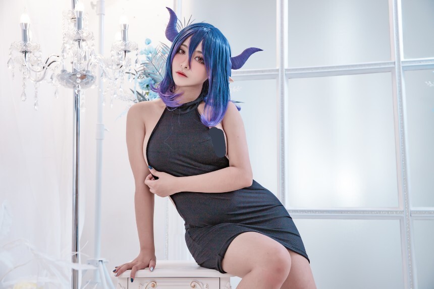 洛璃 LoLiSAMA - 九月舰长《维尔梅》[64P-783MB]