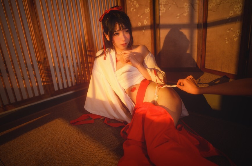 特软儿Sona - 巫女 [26P-992MB]