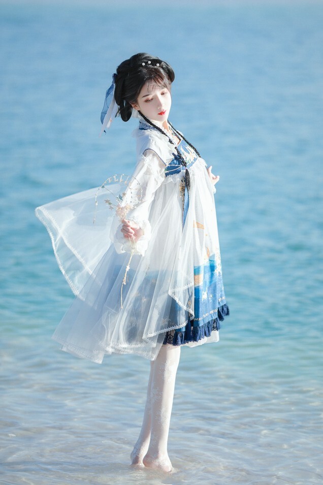 仓大佬 - 海上生明月 [11P-136MB]