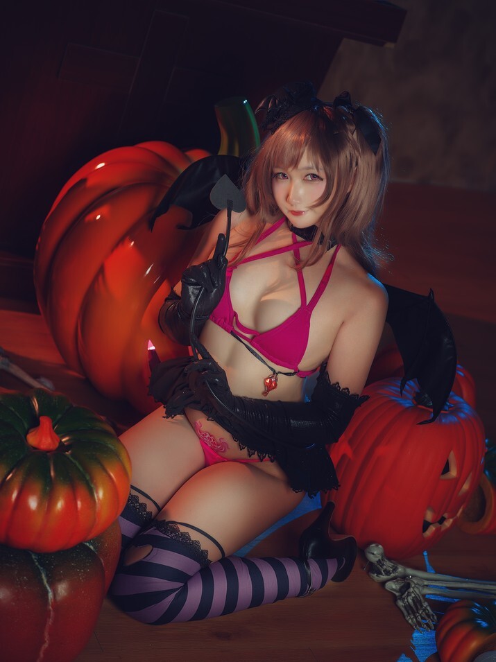 麻花酱 - 小恶魔莉莉丝 [20P-148MB]