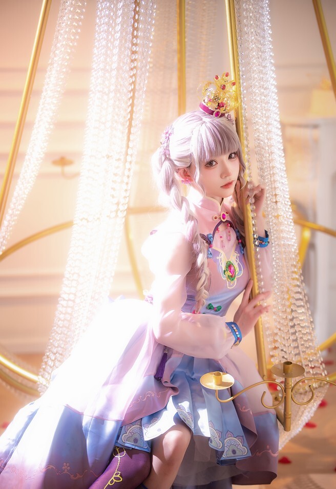 绮太郎_Kitaro - 甜皇后 [18P-223MB]