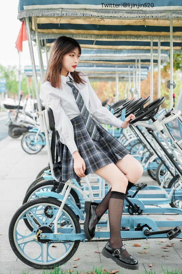 梨瑾瑾 – 户外JK2 [47P-616MB]