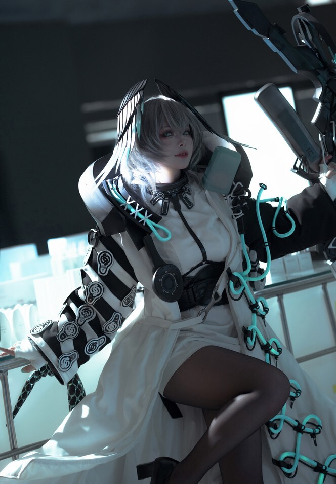 百合欧皇子 – 霍尔海雅 [18P-193MB]