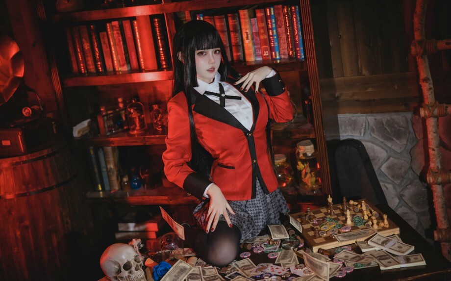 凛子酱 - 蛇喰梦子 [9P-51MB]