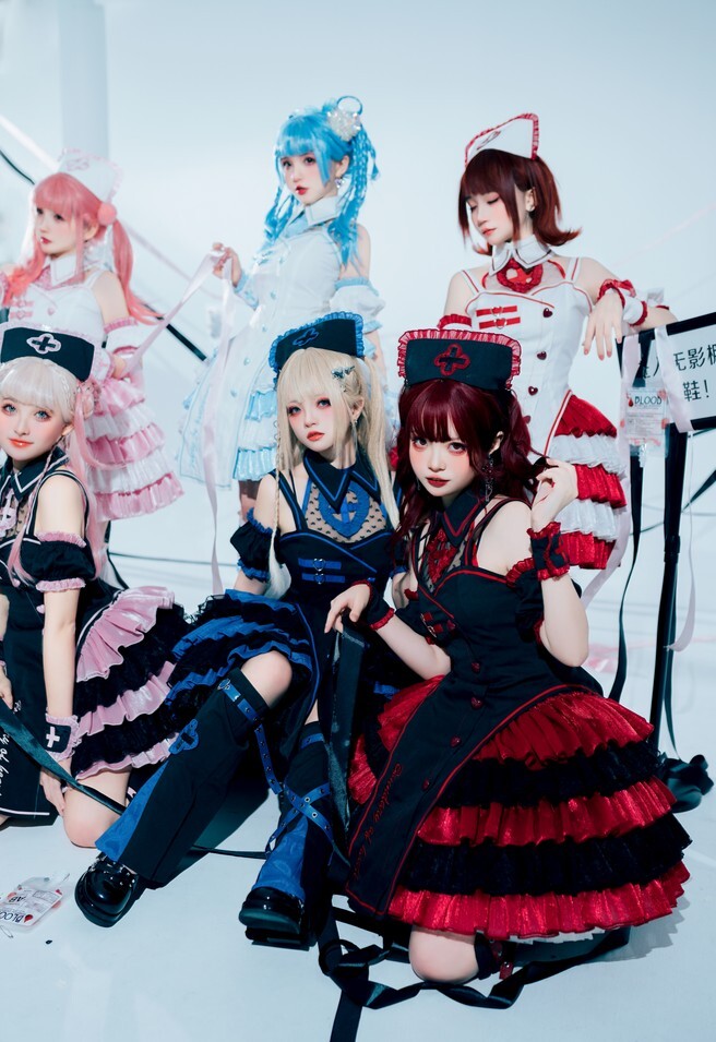 花甲conch - Lolita-心动急诊科 七倍的快乐 [18P-327MB]