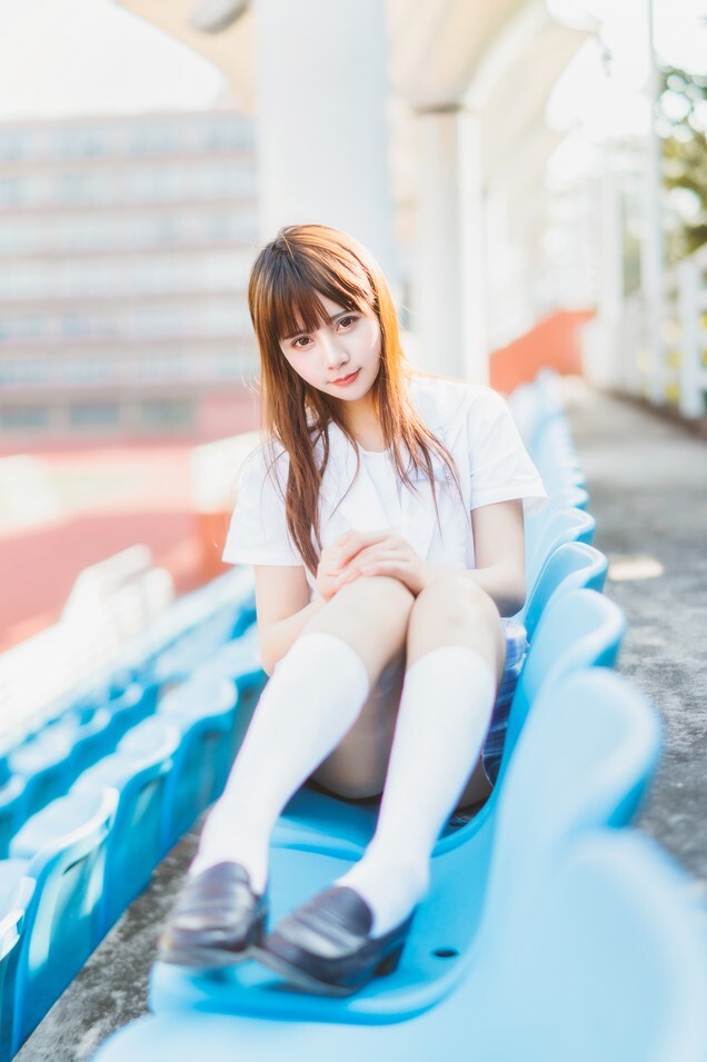 秋山AkI - 秋の恋 [98P-1.19GB]