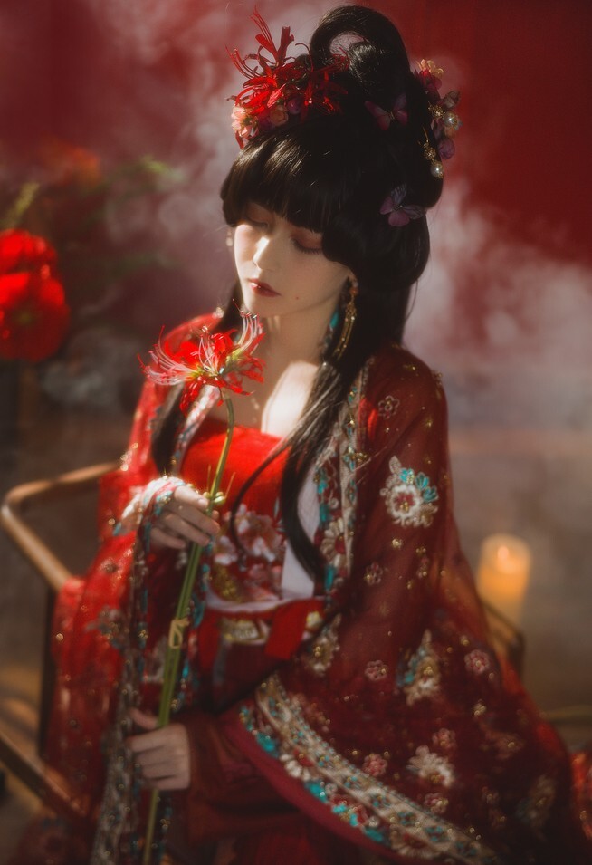 凛子酱 - 抚绸衣庄 [26P-79MB]