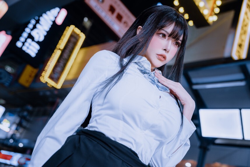 秋和柯基 – 清纯女友 堕 [115P2V-4.46GB]