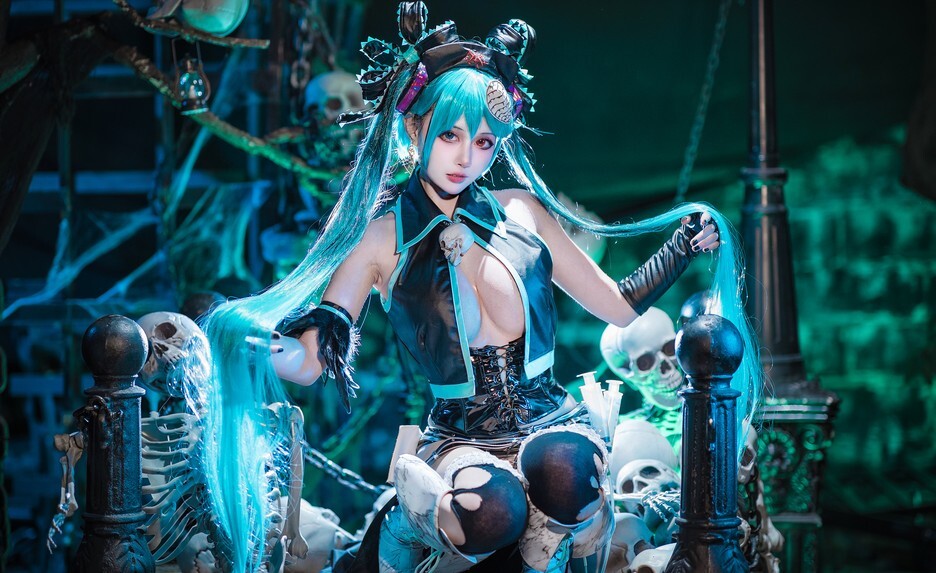 凛子酱 – 骸音 [27P-476MB]