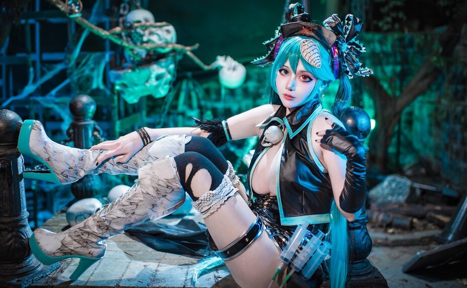 凛子酱 - 骸音 [27P-476MB]