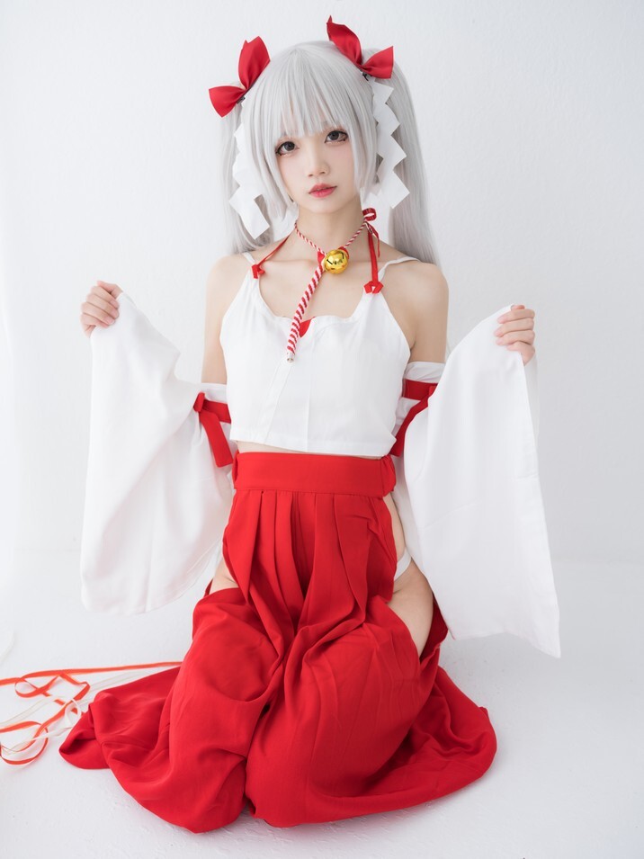 五更百鬼 - 女巫 [14P-330MB]