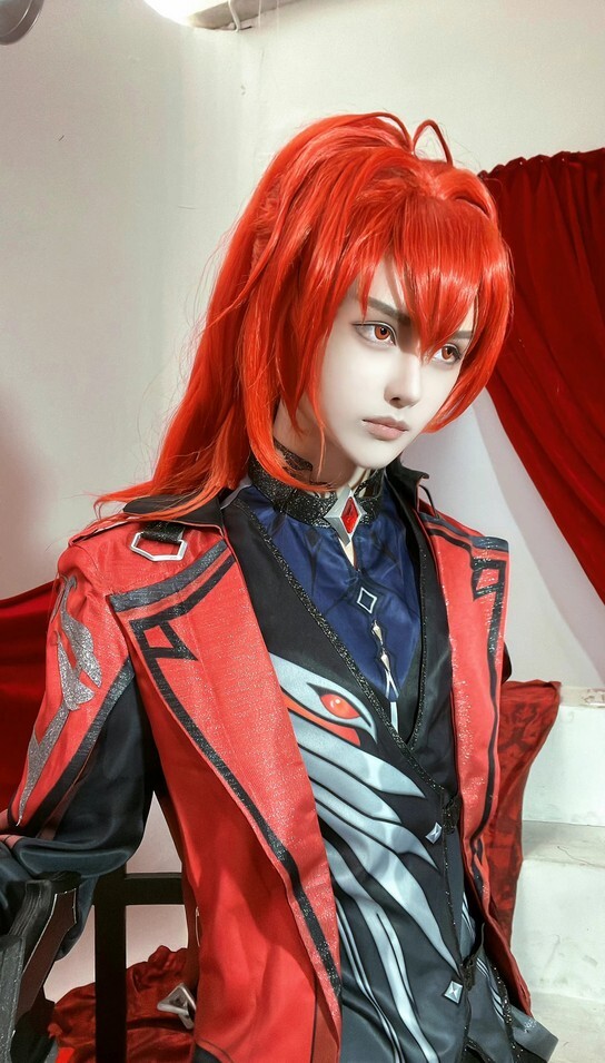 空蝉Utsusemi - 迪卢克·殷红终夜 [15P-35MB]