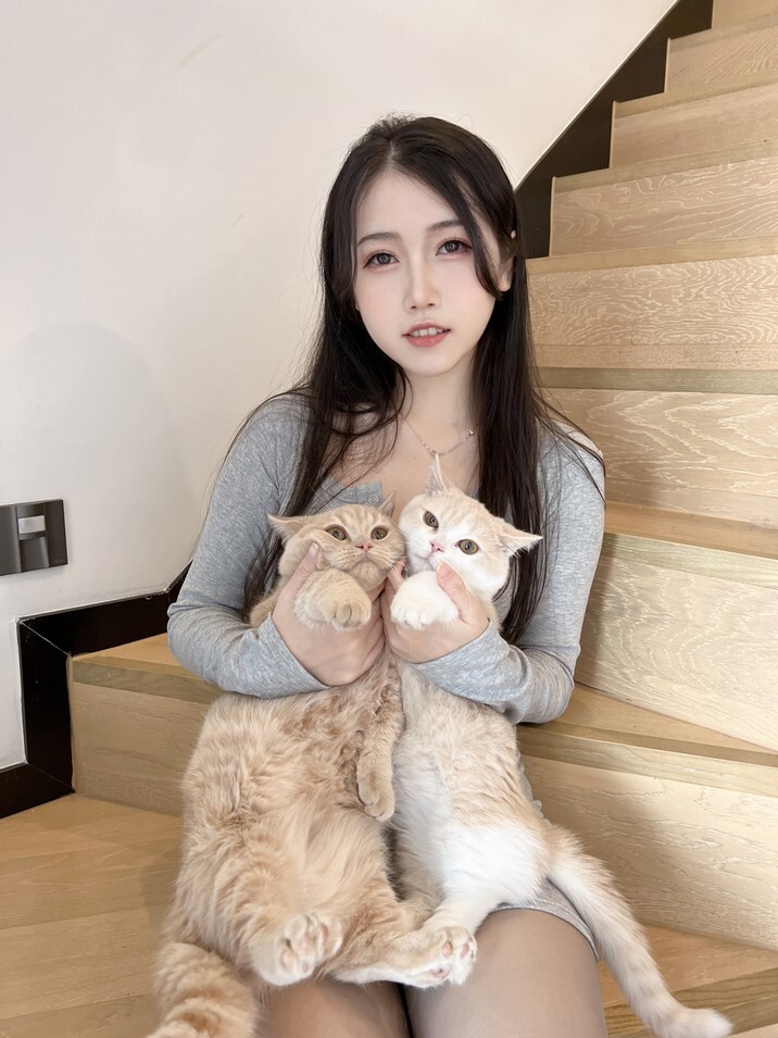 不呆猫 - 居家猫猫女友 [59P1V-395MB]