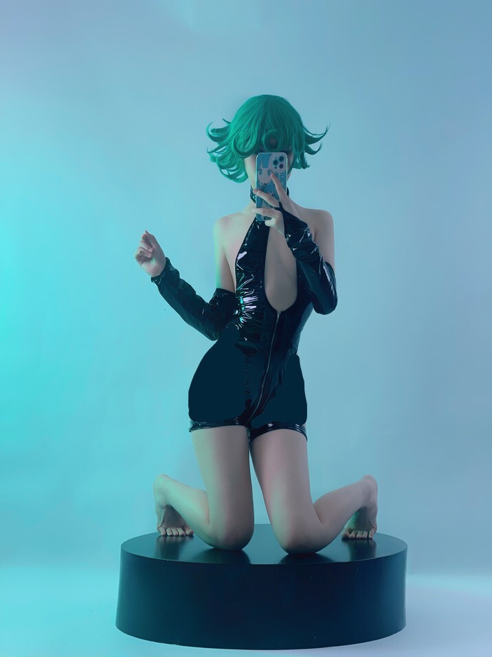 幼愛youmeko - 一拳超人 龙卷 [28P-213MB]