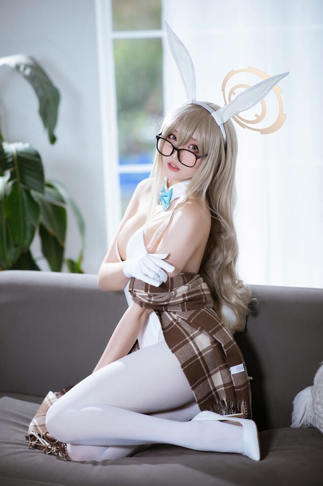 瓜希酱&Momoko葵葵  - BA兔兔cos双人本 [93P-272MB]