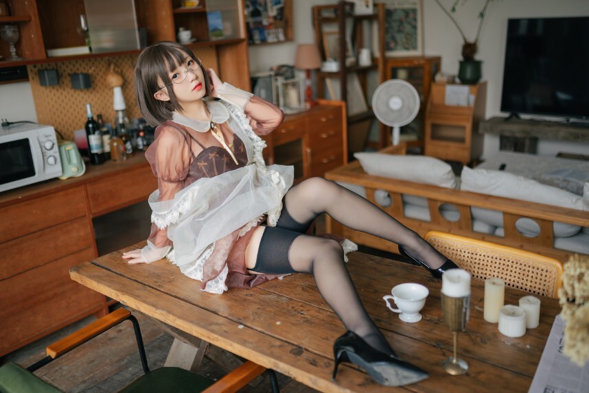 花铃 - 透明女仆 [89P-1.06GB]