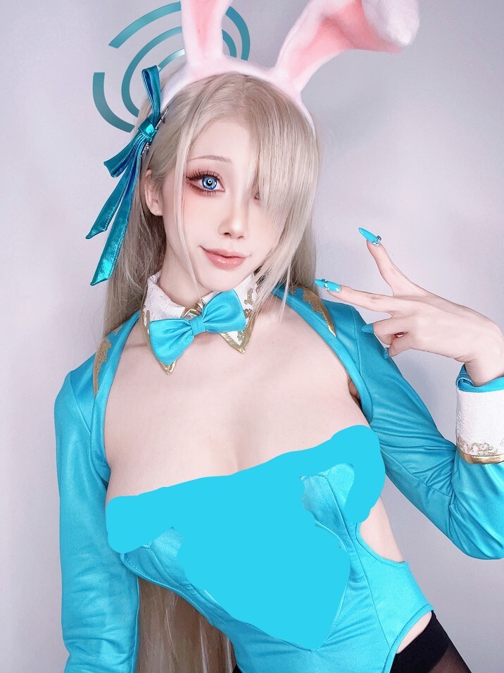 水淼aqua - Fantia 23.05月会员订阅合集(2套) [46P-55MB]