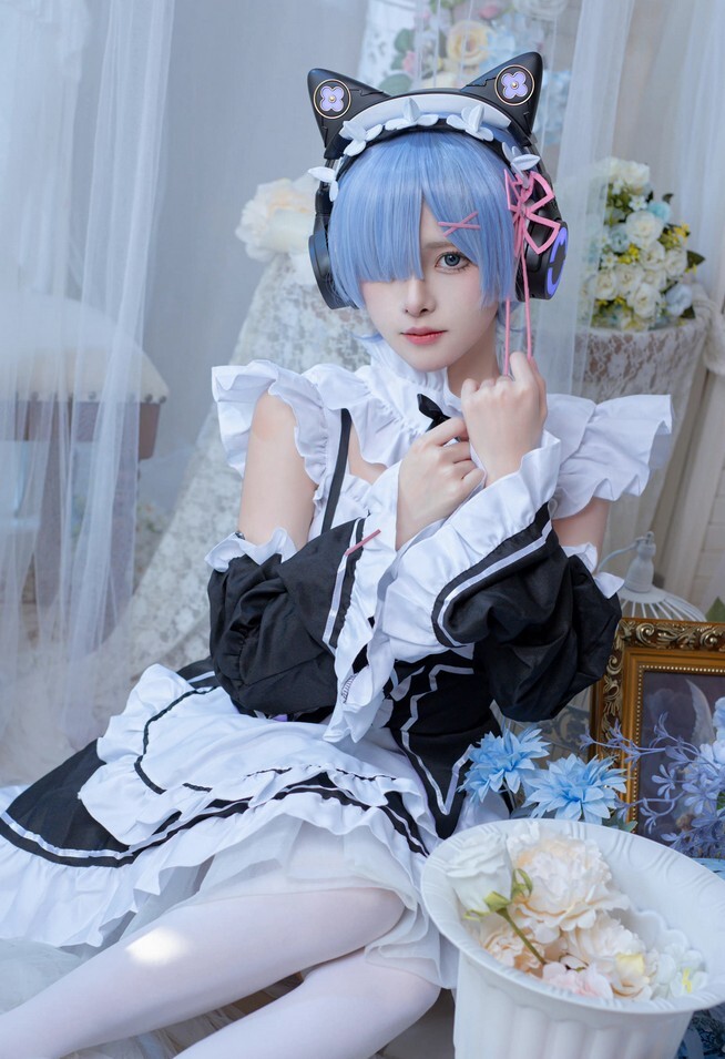 腥味猫罐 - REM蕾姆 [12P-76MB]