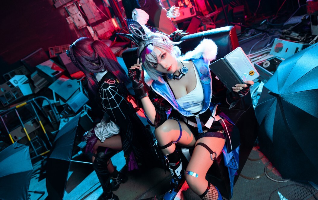 流一_喵喵喵喵喵喵 - 银狼 [18P-278MB]