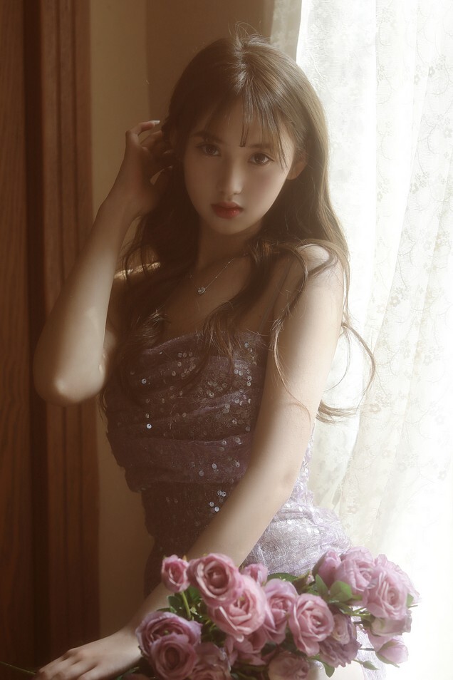 怡子yiii - 紫蔷薇 [20P-234MB]