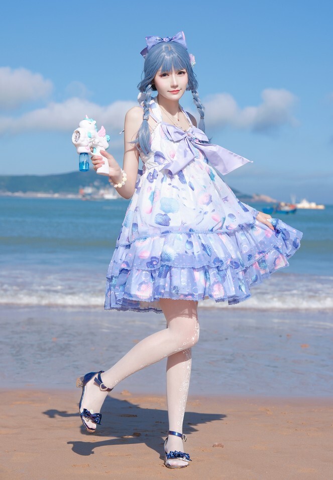 彩芸_Nebula – 渐变贝壳白紫 [15P-72MB]