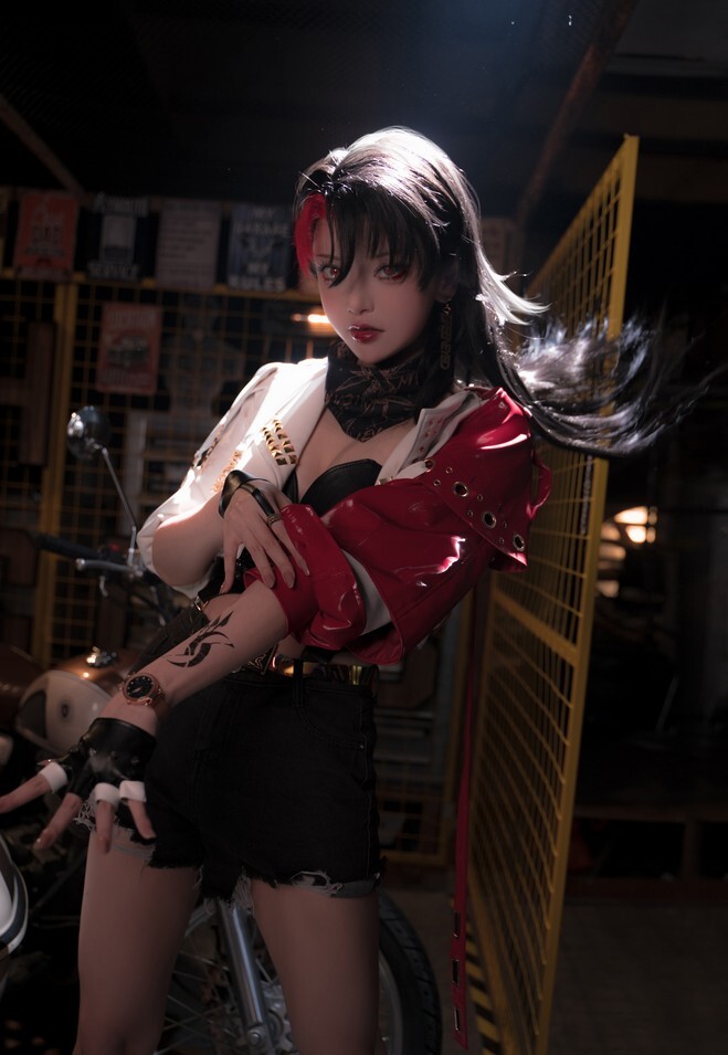 黑龙贯通 -  噬灵者 [12P-79MB]