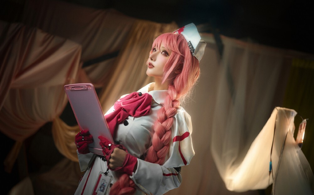 紫氯氯 - 安cos [13P-33MB]