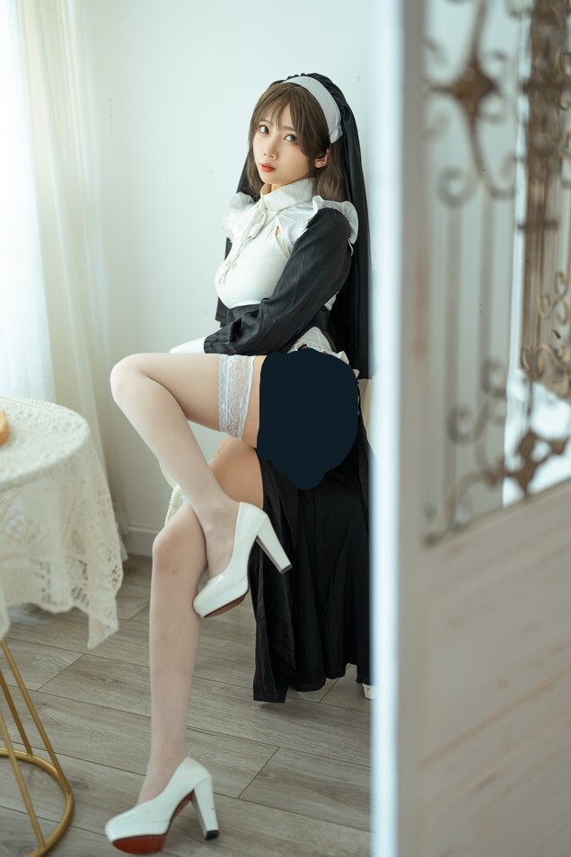 杏仁曲奇 - 忏悔修女 [45P-1004MB]