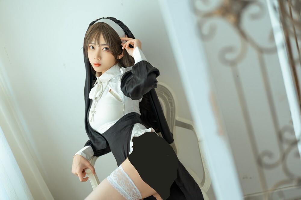 杏仁曲奇 – 忏悔修女 [45P-1004MB]