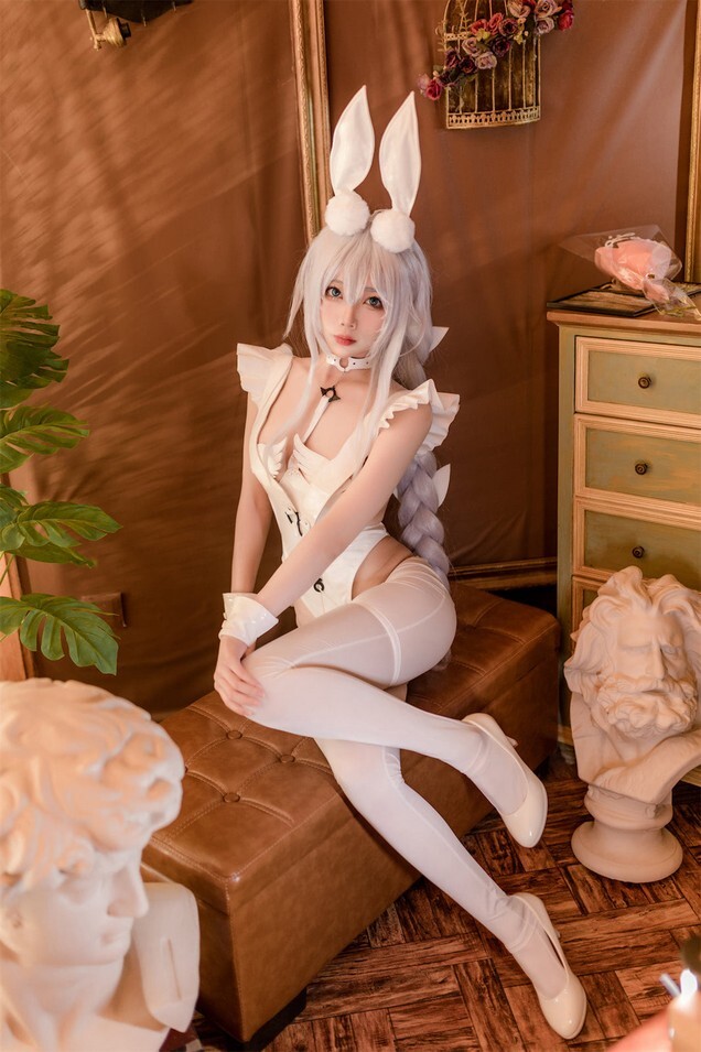 杏仁曲奇 - 碧蓝航线 恶毒白兔 [40P-229MB]