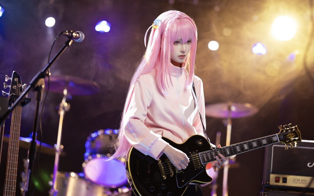 腥味猫罐 – 波奇酱 [15P-74MB]