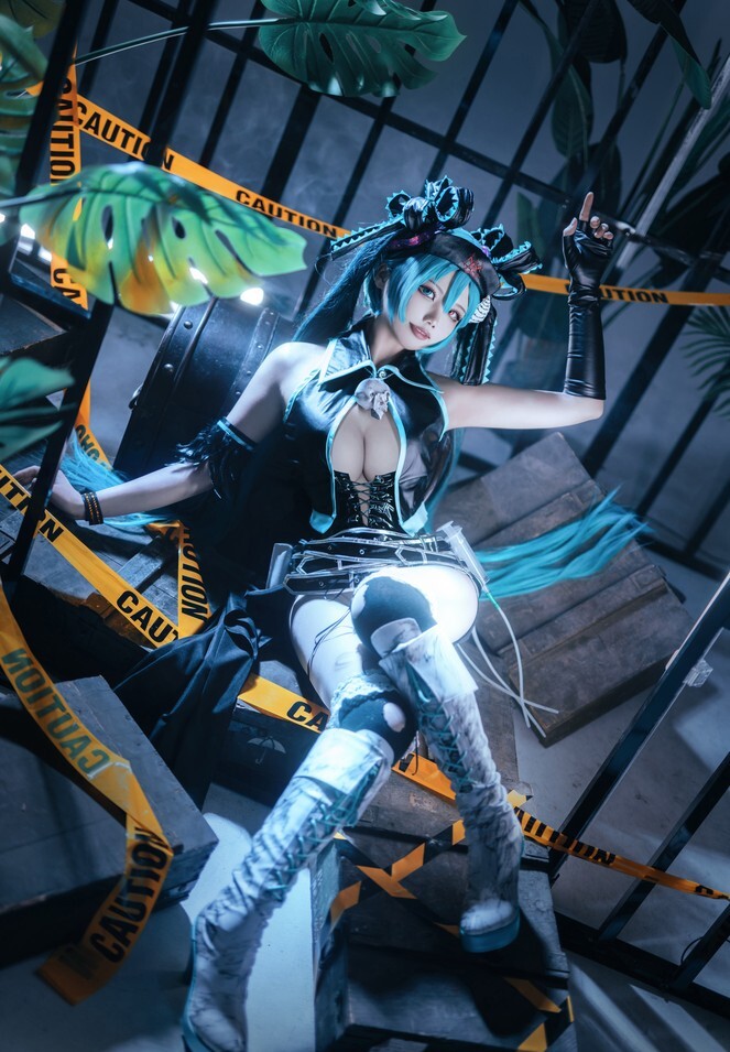 墨色的团子_墨舒 - 骸音钙 [15P-170MB]