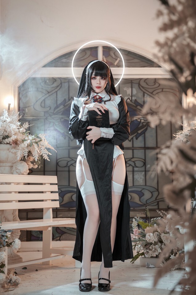 九言 - 修女与狗 [60P6V-1.54GB]