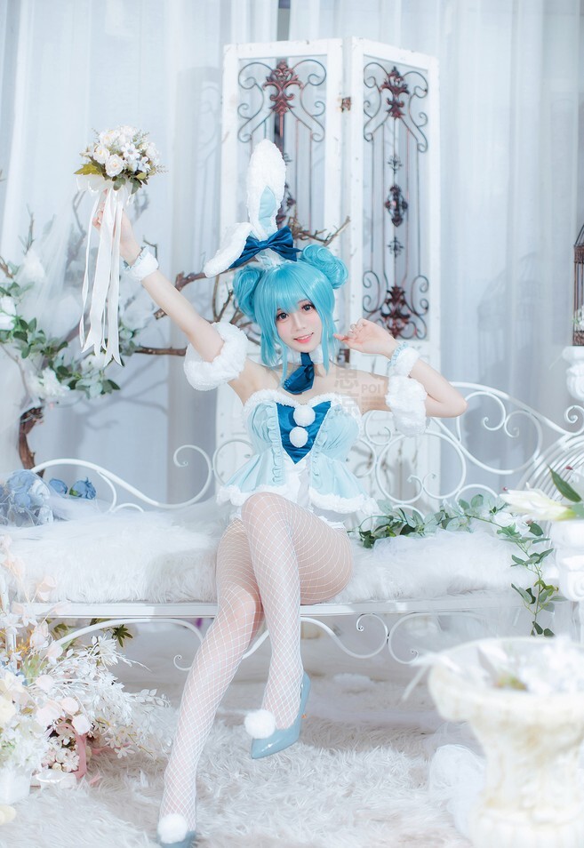 思涼poi - 初音未来兔兔 [12P-22MB]