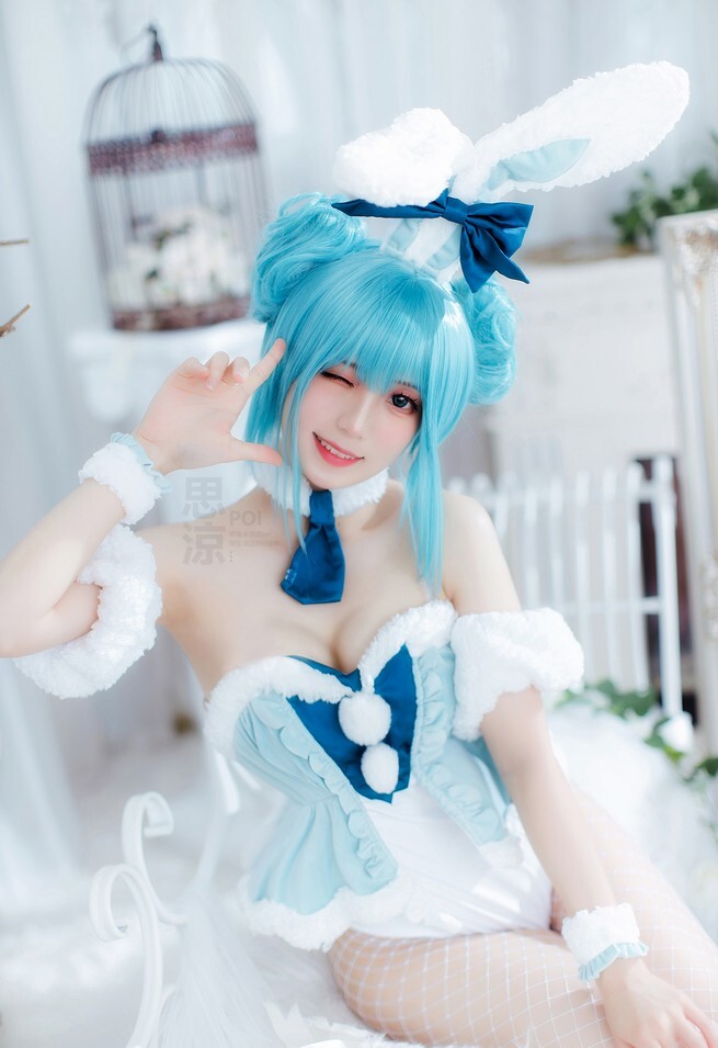 思涼poi – 初音未来兔兔 [12P-22MB]