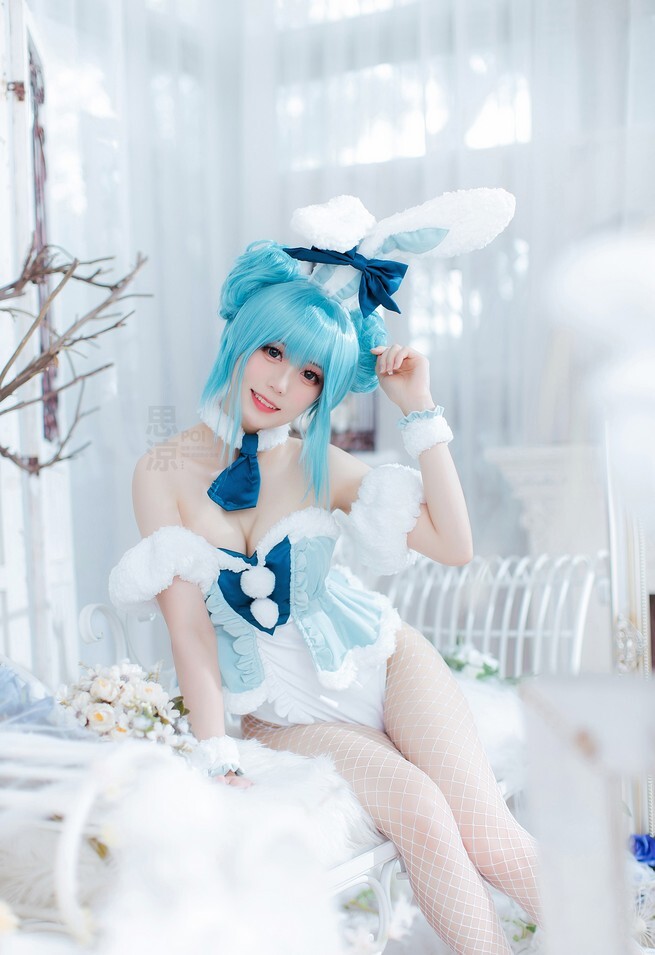 思涼poi - 初音未来兔兔 [12P-22MB]