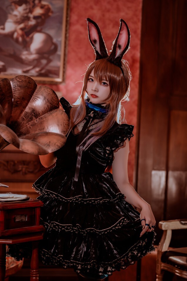 二佐Nisa - 明日方舟阿米娅音乐会 [15P-86MB]