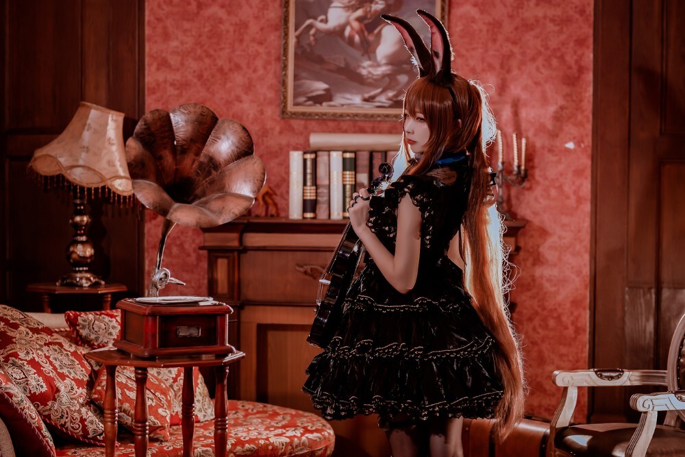 二佐Nisa - 明日方舟阿米娅音乐会 [15P-86MB]