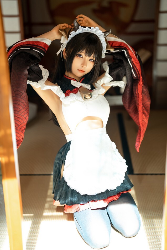 蠢沫沫 -  牛牛女仆 [15P-144MB]