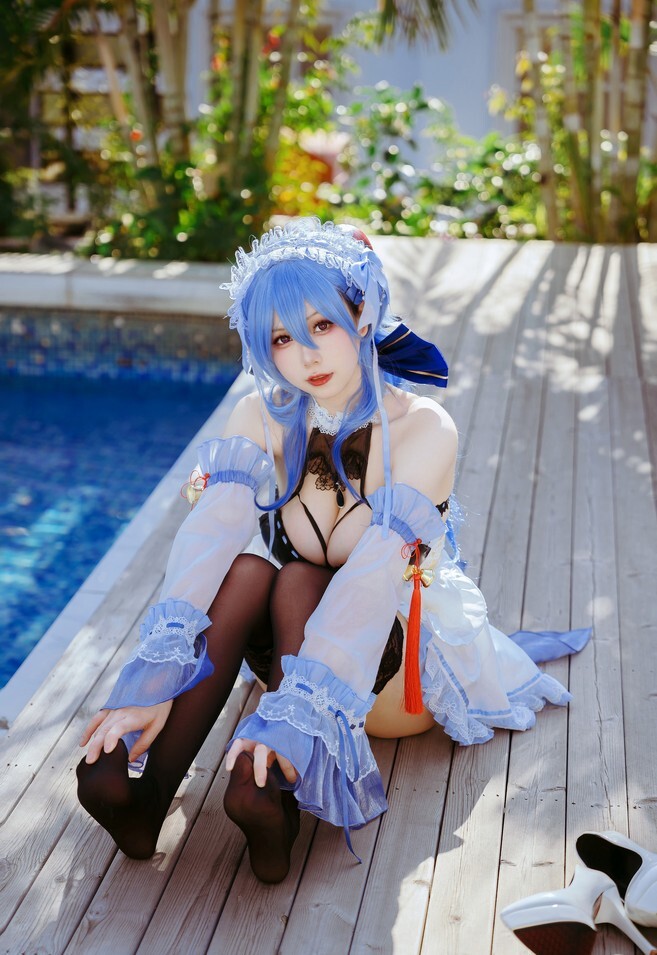 修修猫ww - 甘雨同人女仆 [15P-113MB]