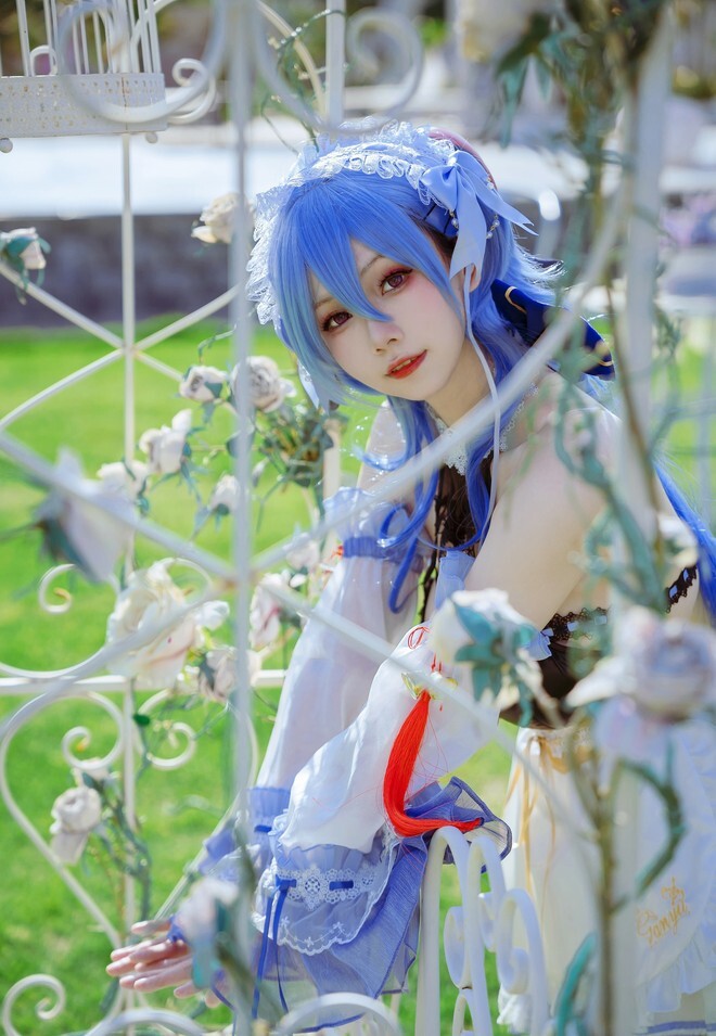 修修猫ww - 甘雨同人女仆 [15P-113MB]