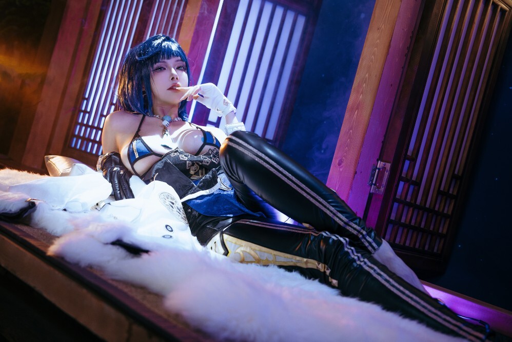 秋和柯基 - 夜兰 内衣 [66P1V-2.51GB]